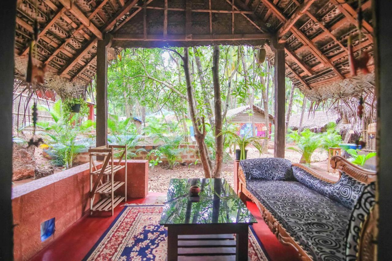 Palm Trees Ayurvedic Heritage Patnem Beach Exterior foto