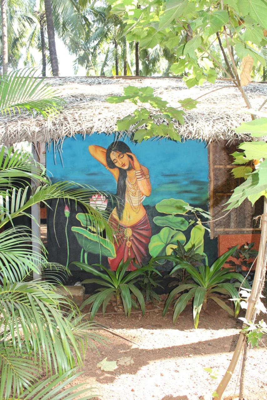Palm Trees Ayurvedic Heritage Patnem Beach Exterior foto